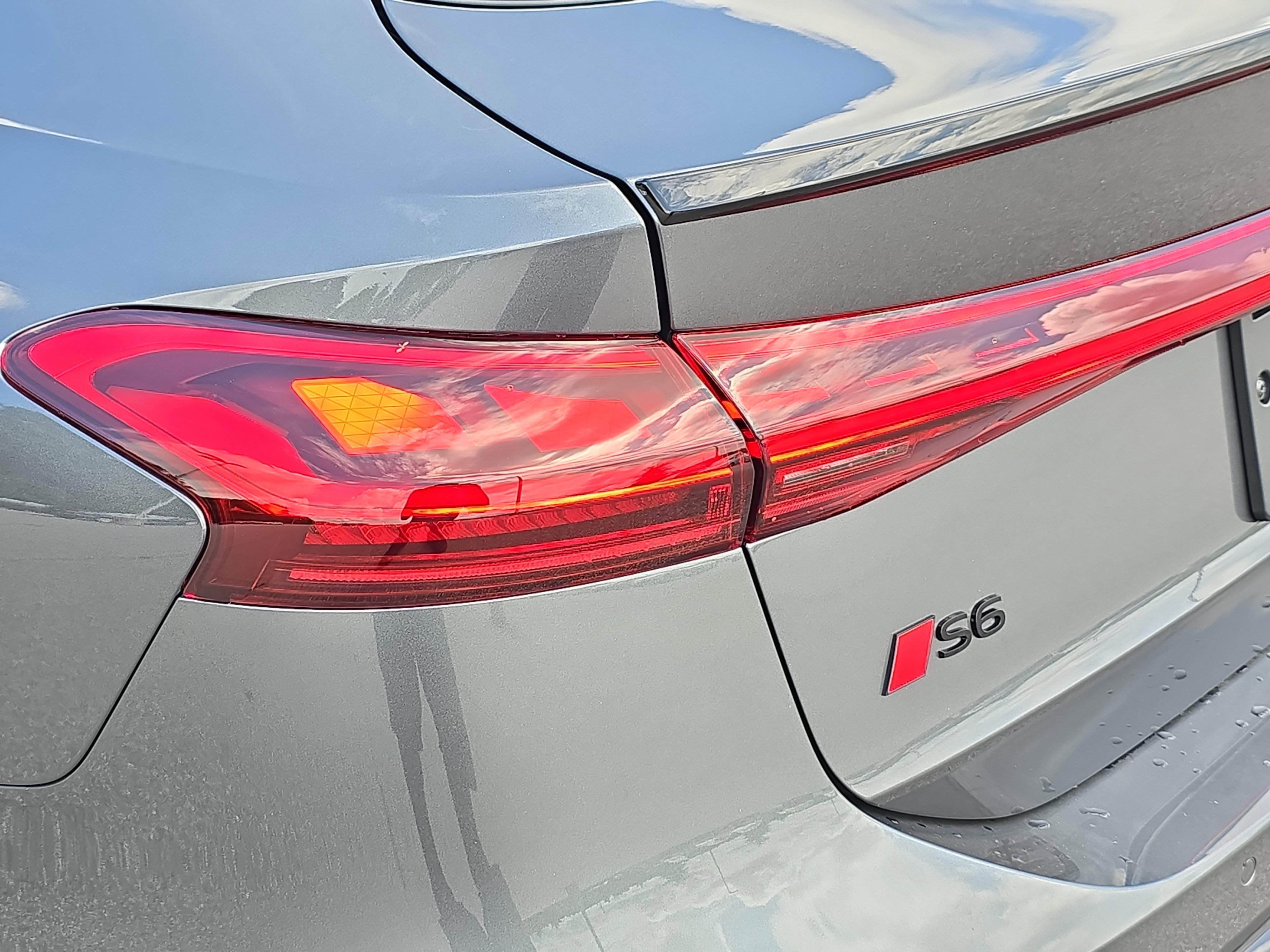 New 2025 Audi S6 e-tron Prestige image 32