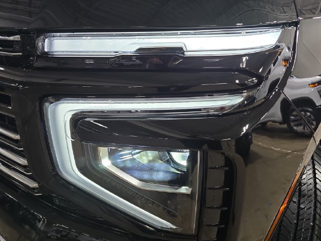 New 2026 Chevrolet Suburban High Country w/ LPO, Illumination Package AWD/4WD image 36