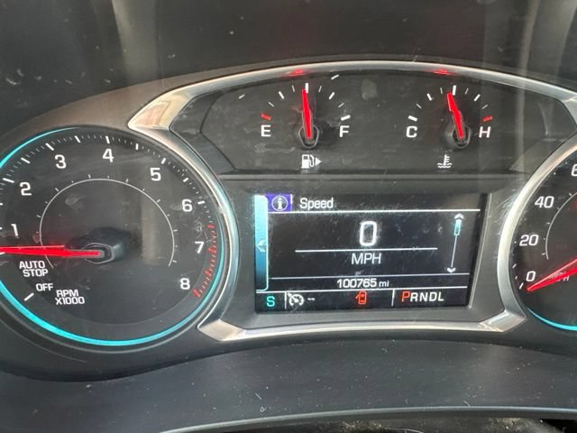 Used 2017 Chevrolet Malibu LT w/ Leather Package FWD image 6