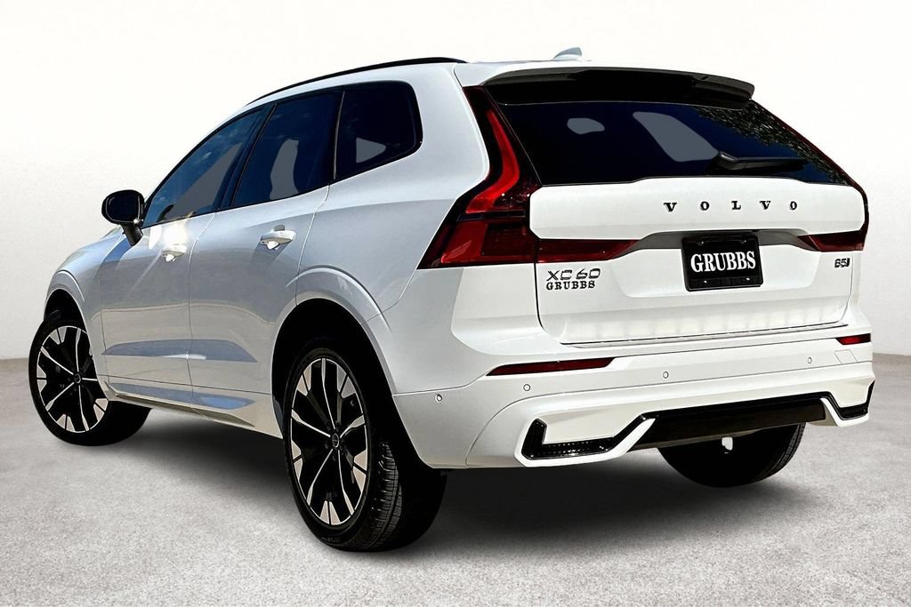 Used 2026 Volvo XC60 B5 Plus w/ Protection Package Premier AWD/4WD image 16