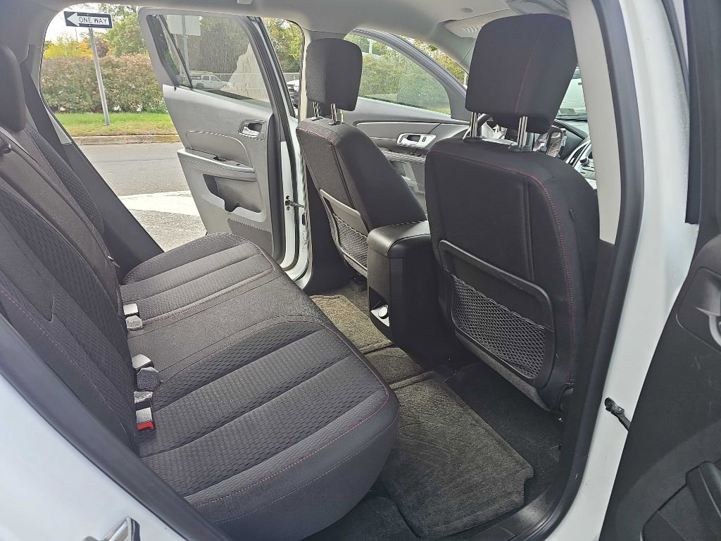 Used 2014 GMC Terrain SLE image 14