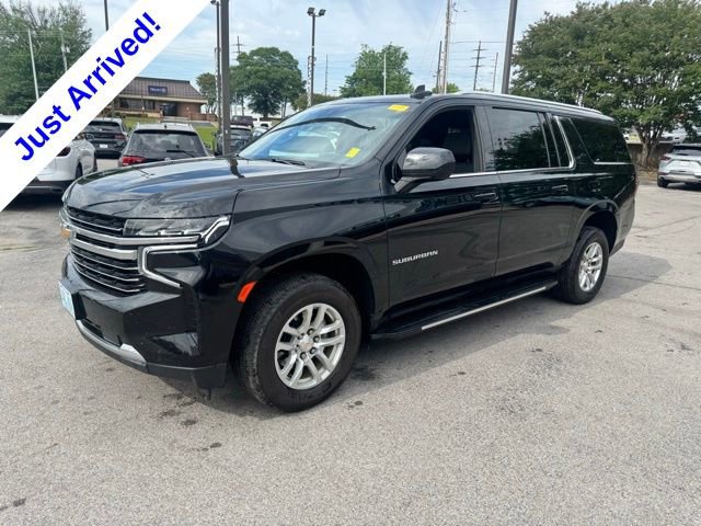 Used 2024 Chevrolet Suburban LT AWD/4WD image 7