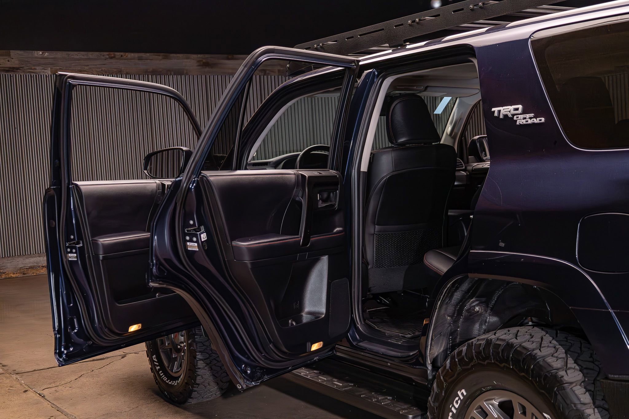 Used 2023 Toyota 4Runner TRD Off-Road Premium w/ Moonroof Package AWD/4WD image 27