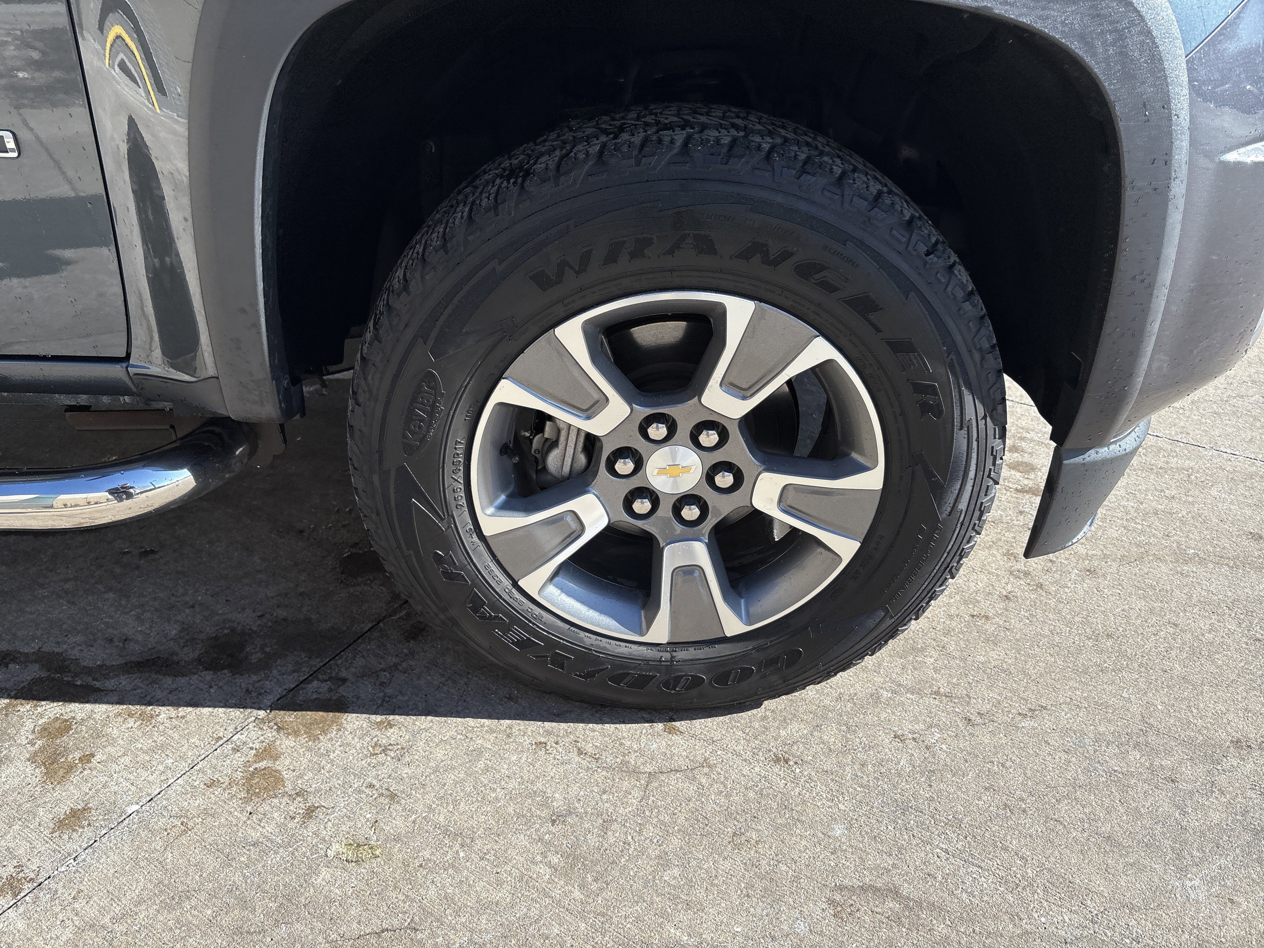 Used 2015 Chevrolet Colorado Z71 image 13