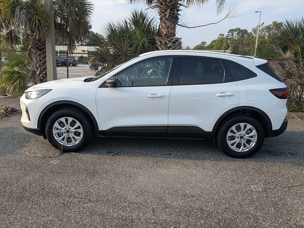 Used 2025 Ford Escape Active AWD/4WD image 7