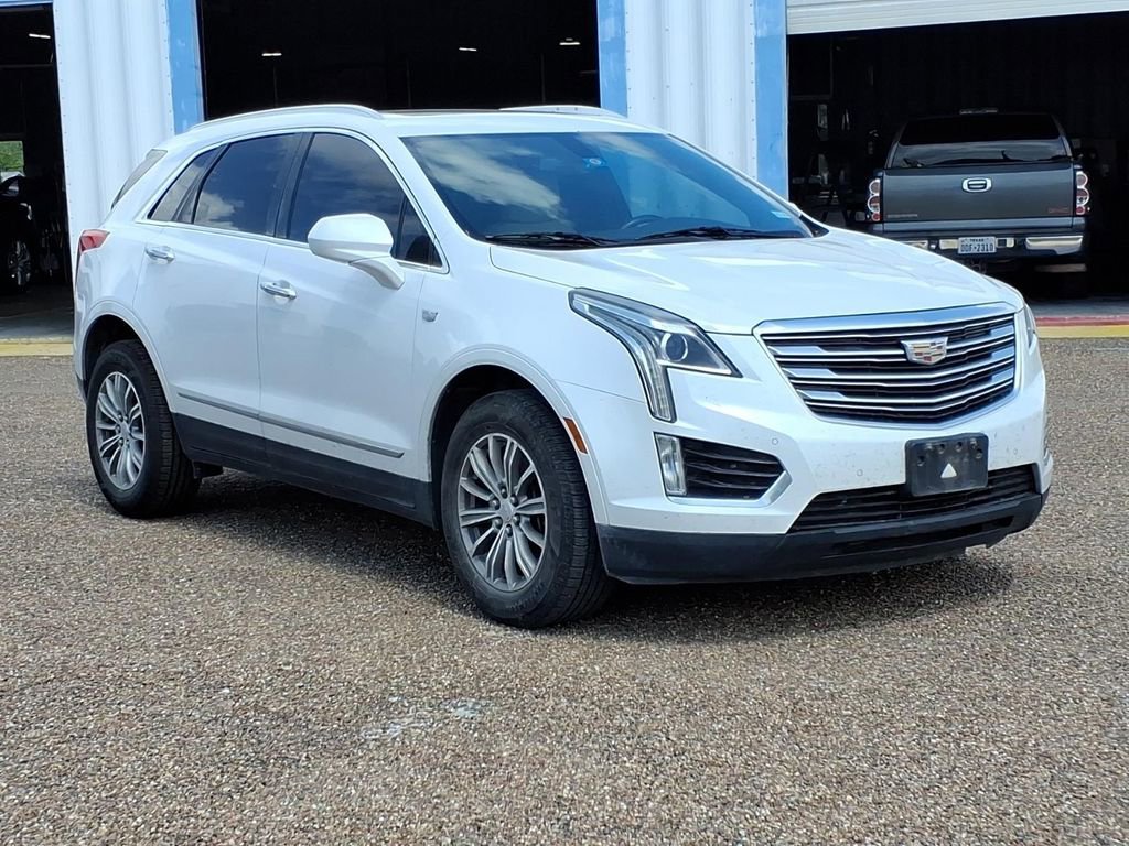 Used 2017 Cadillac XT5 Luxury FWD image 6