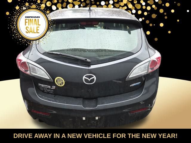 Used 2012 MAZDA MAZDA3 i Grand Touring w/ Tech Pkg image 6