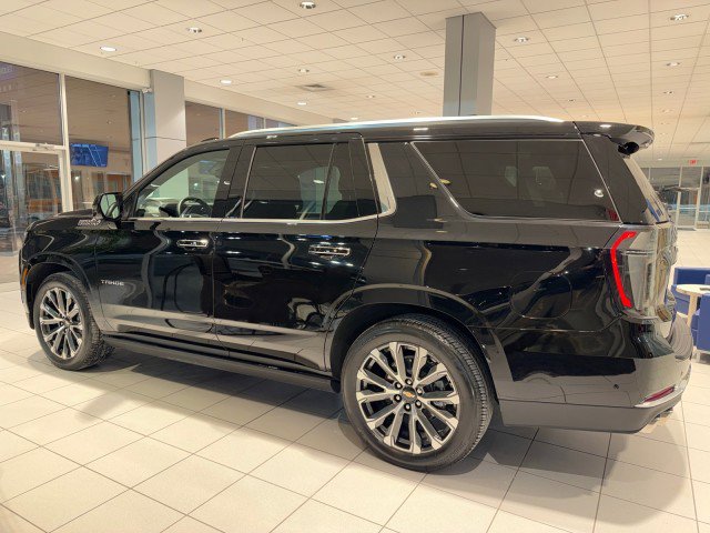 Used 2025 Chevrolet Tahoe High Country image 6