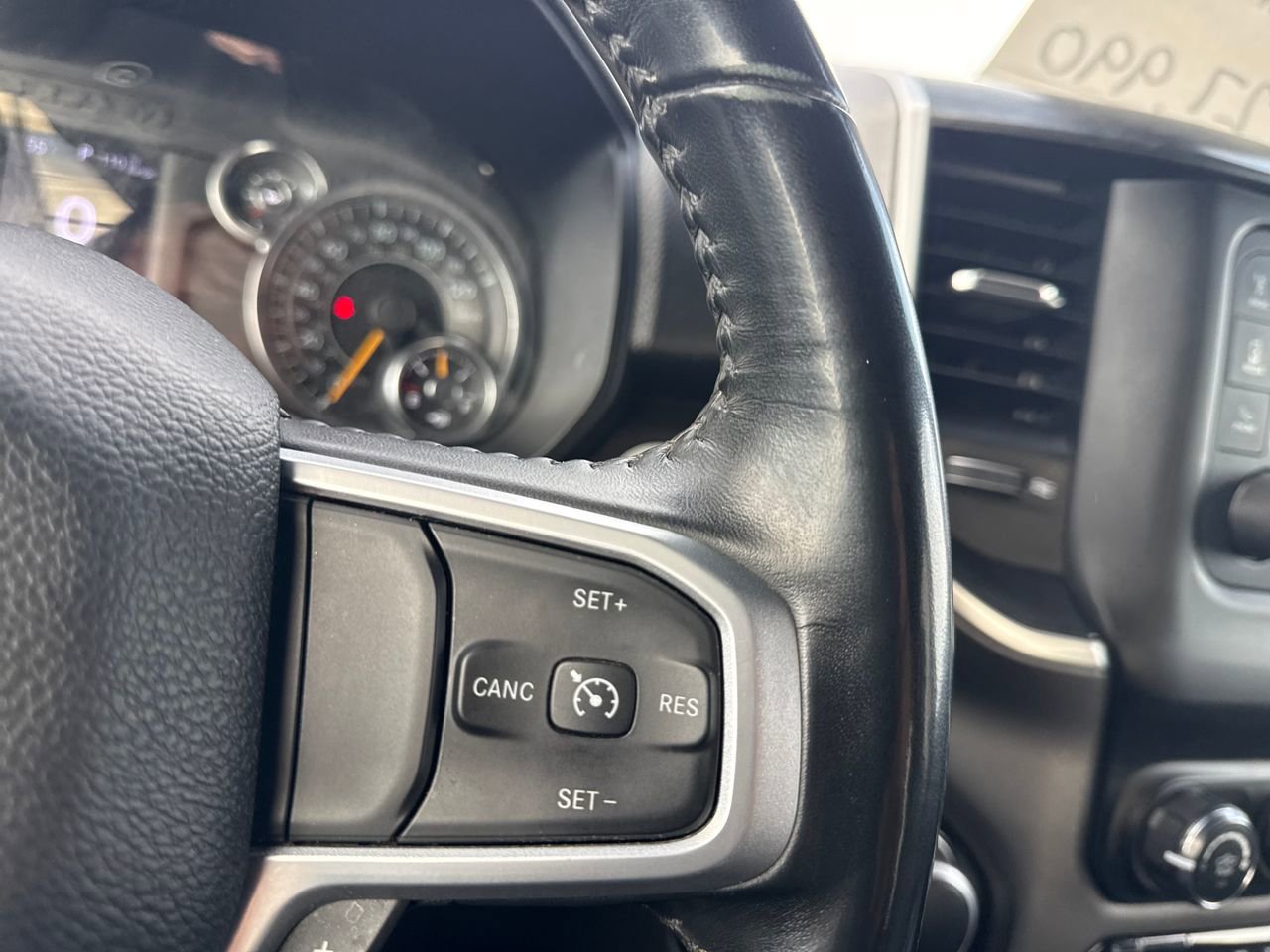 Used 2022 RAM 1500 Big Horn image 28