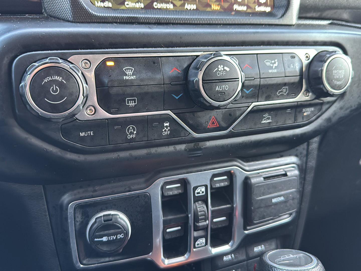 Used 2022 Jeep Gladiator Sport image 23