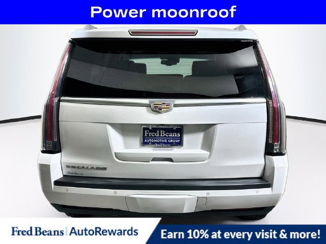 Used 2016 Cadillac Escalade Platinum AWD/4WD image 7