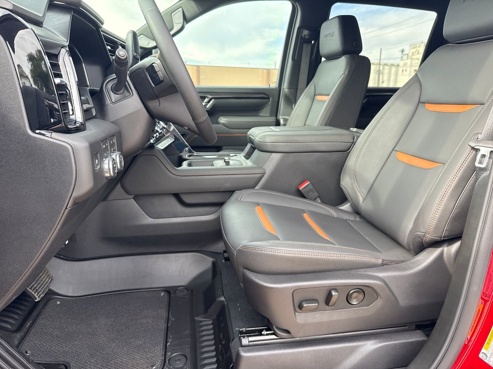 New 2026 GMC Sierra 2500 AT4 w/ AT4 Premium Plus Package AWD/4WD image 24