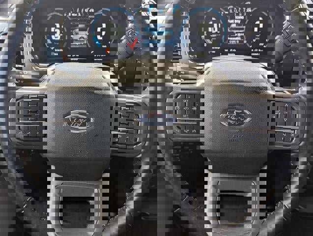 Used 2022 Ford F150 Lariat w/ Equipment Group 501A Mid image 29