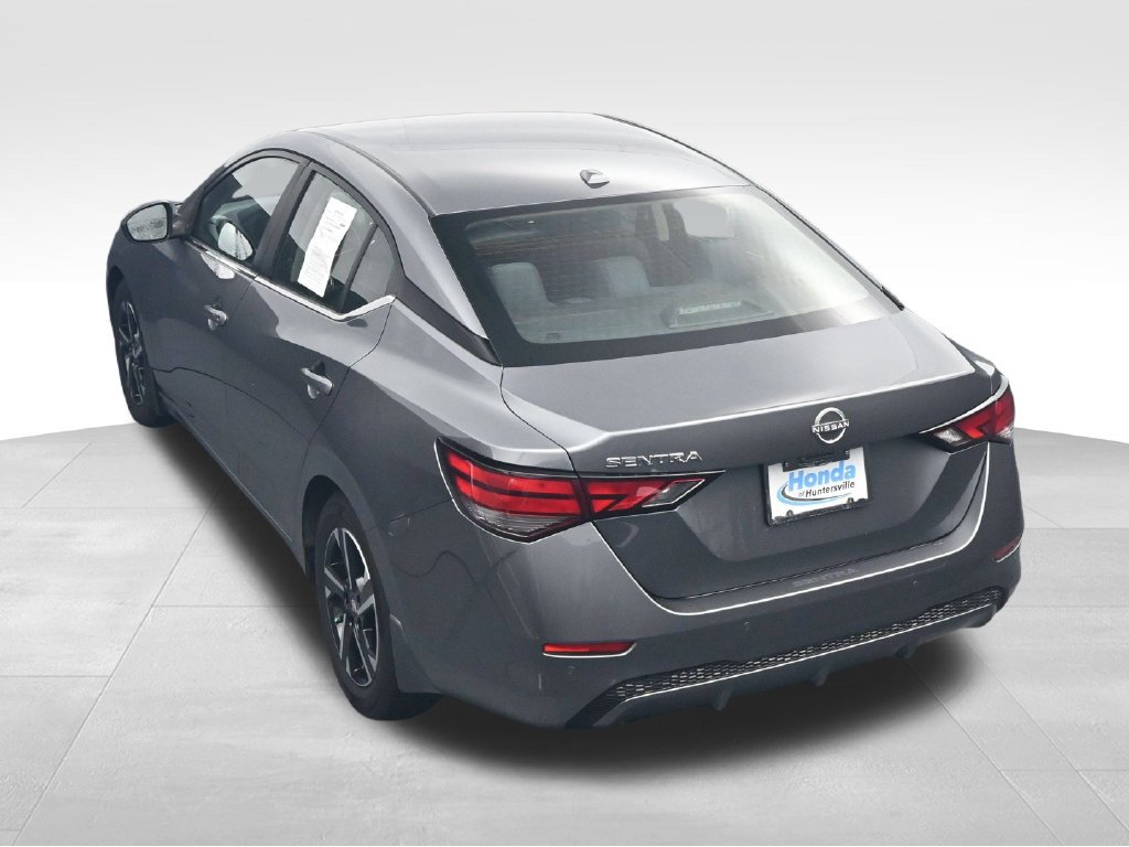 Used 2025 Nissan Sentra SV FWD image 40