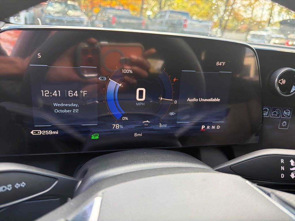 New 2026 Chevrolet Equinox EV LT image 9