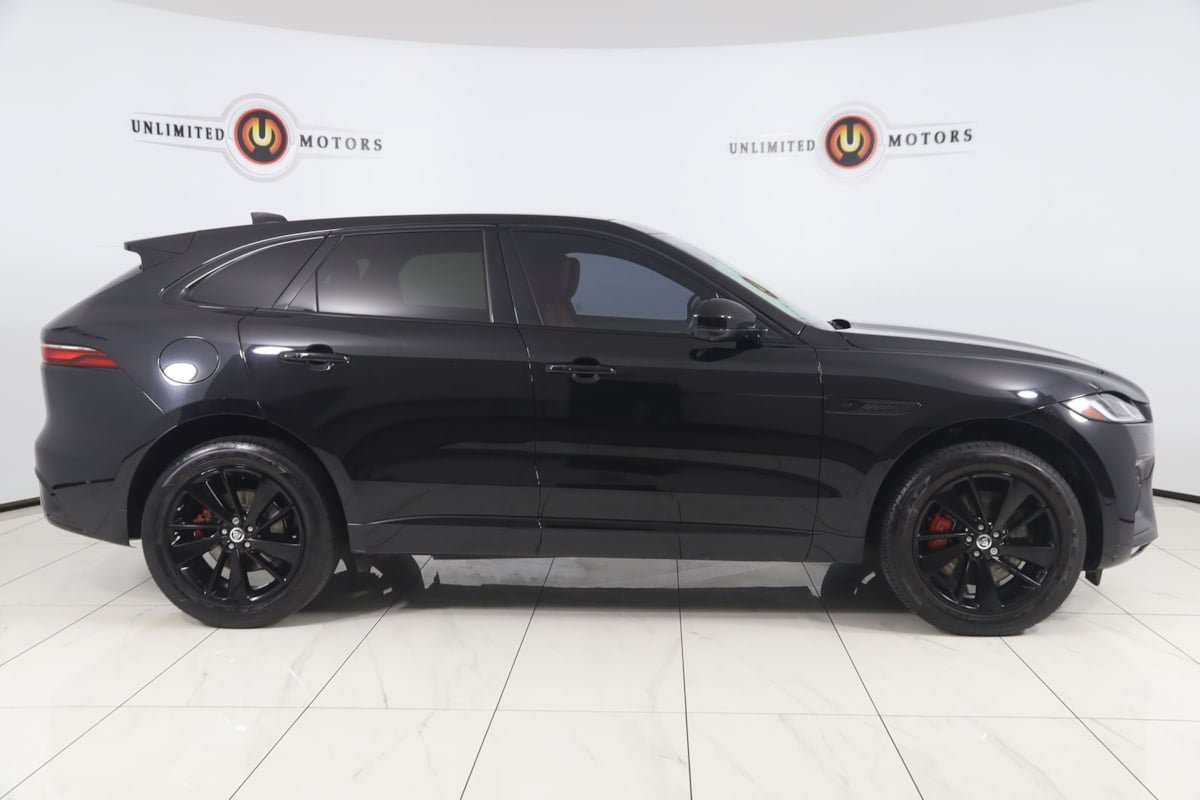 Used 2024 Jaguar F-PACE R-Dynamic S AWD/4WD image 2