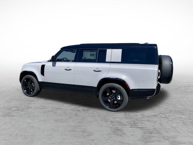 New 2026 Land Rover Defender 130 X-Dynamic SE image 5