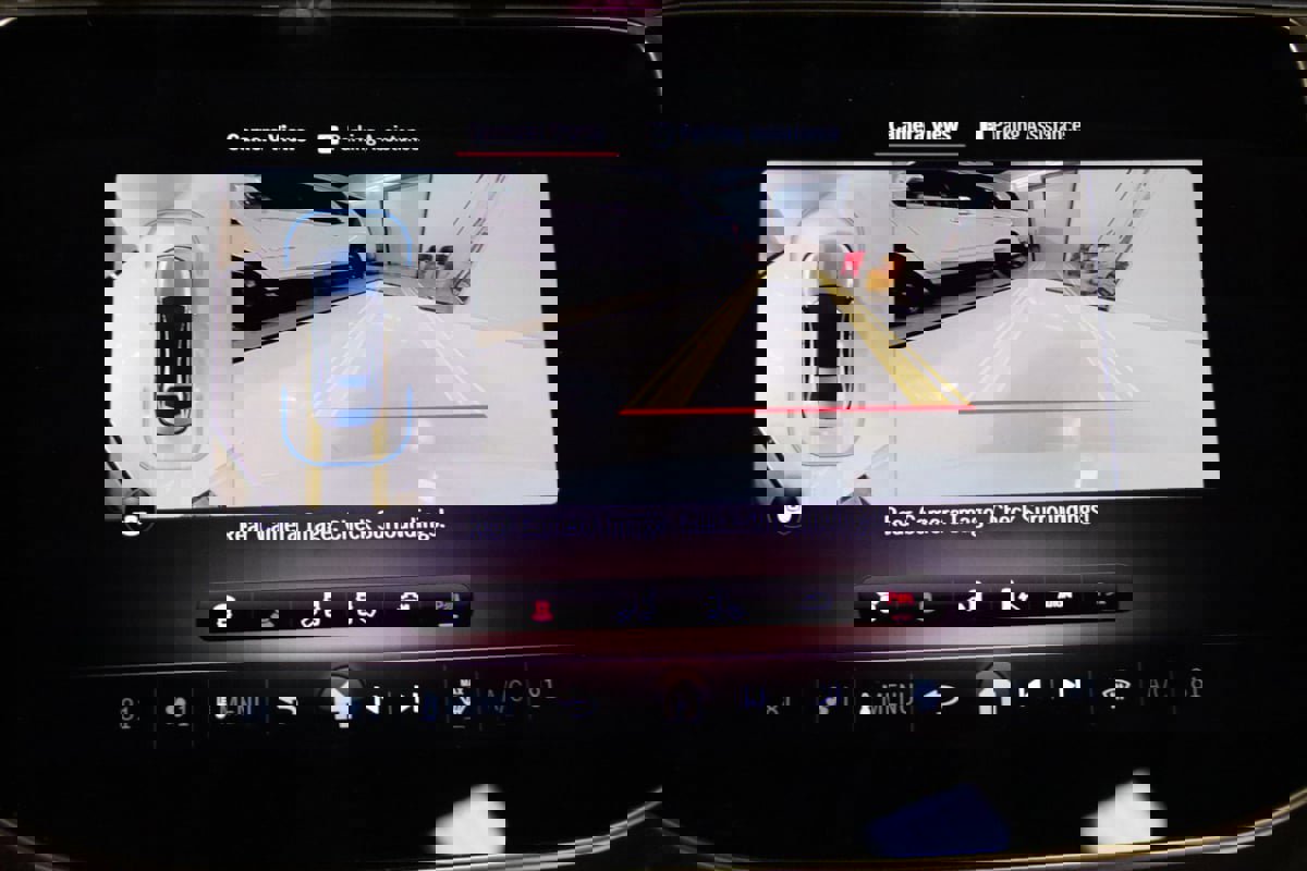 Used 2025 Mercedes-Benz E 350 4MATIC Sedan image 22