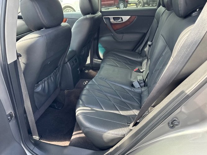 Used 2010 INFINITI FX35 AWD w/ Navigation Pkg image 13