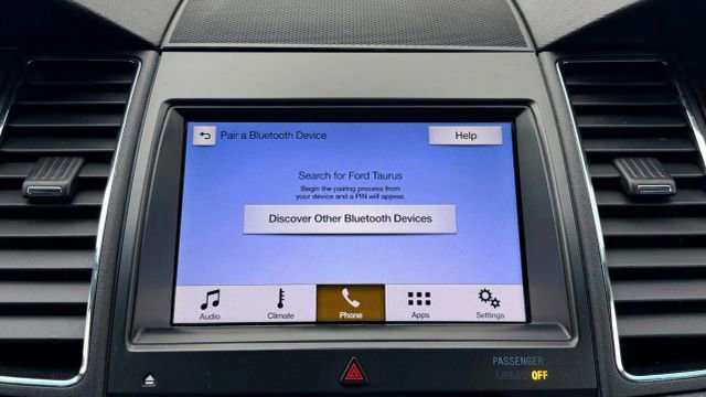 Used 2019 Ford Taurus Limited image 37