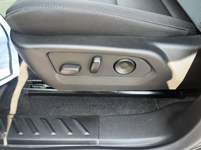 New 2026 Chevrolet Colorado W/T w/ WT Custom Package image 17