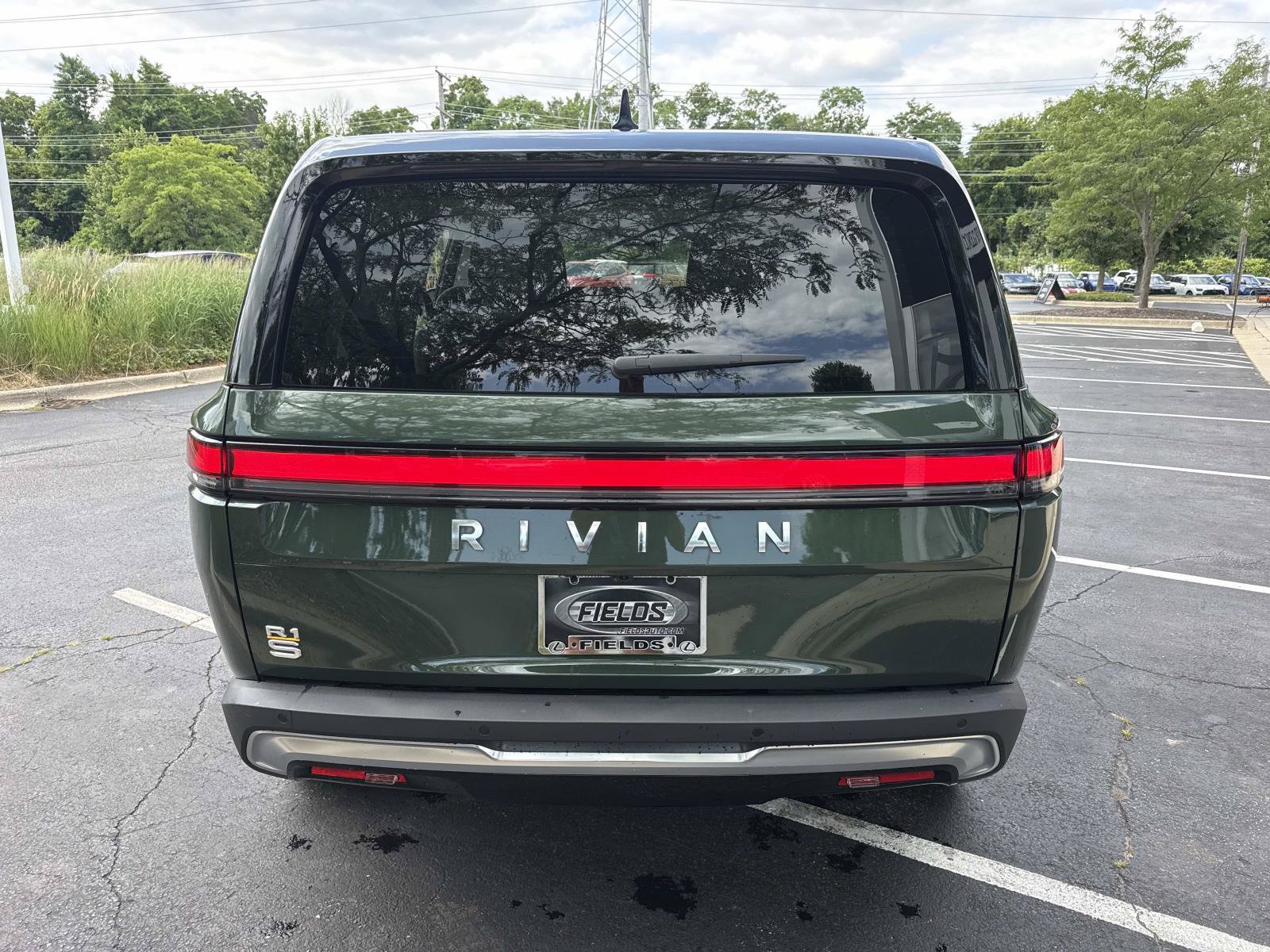 Used 2023 Rivian R1S Adventure AWD/4WD image 7