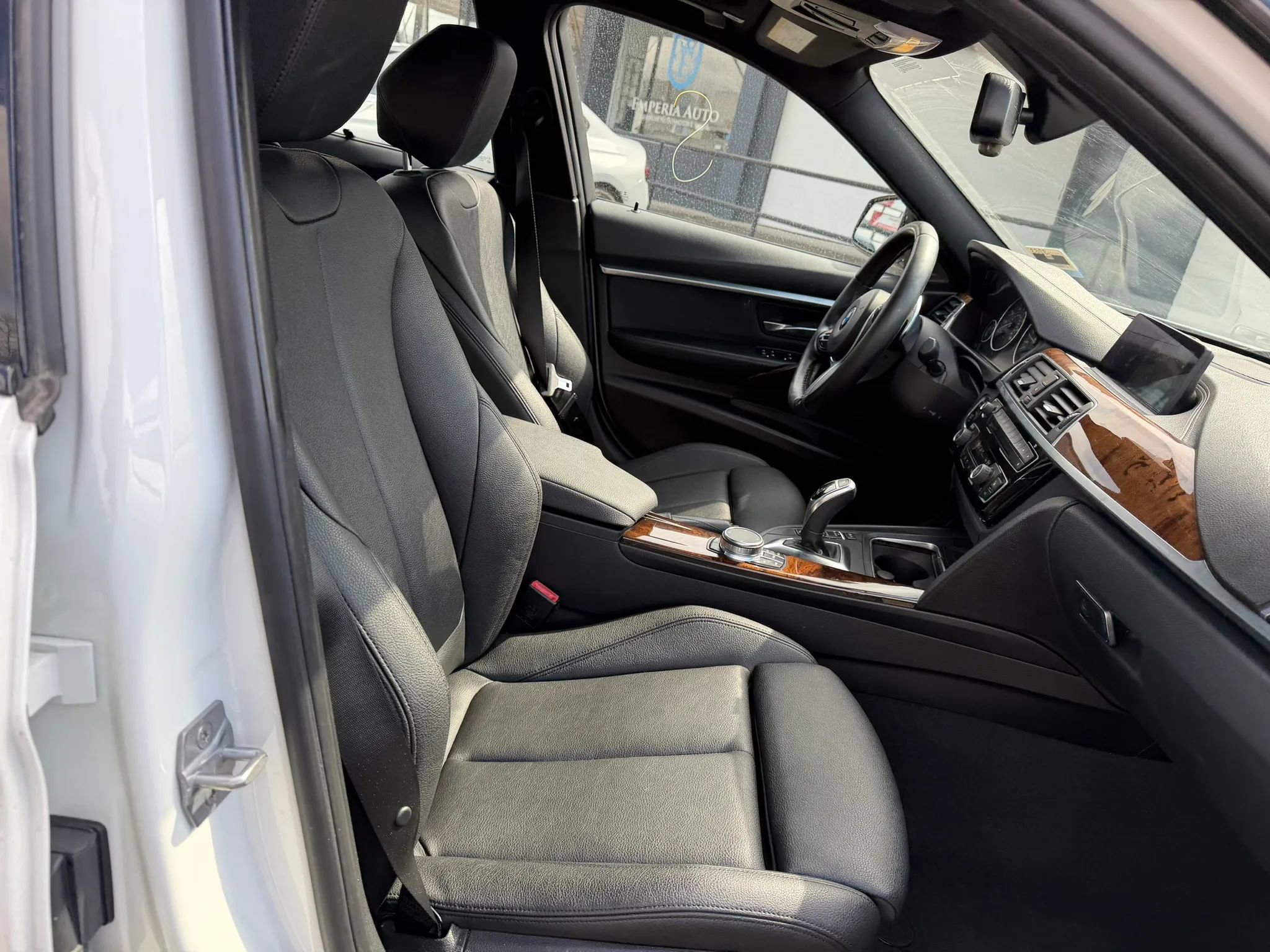 Used 2018 BMW 340i xDrive 340i xDrive Sedan 4D w/ Premium Package image 16