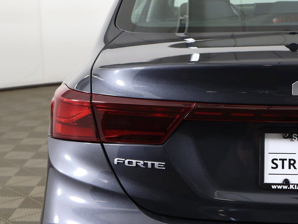 Used 2023 Kia Forte LXS w/ LXS Technology Package FWD image 14