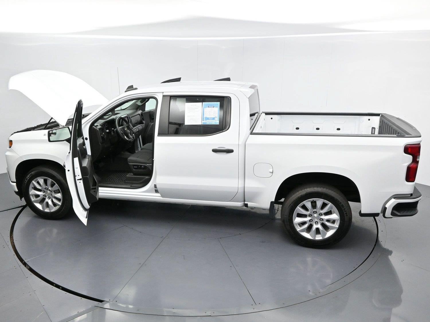 Used 2022 Chevrolet Silverado 1500 Custom w/ Safety Confidence Package RWD image 38