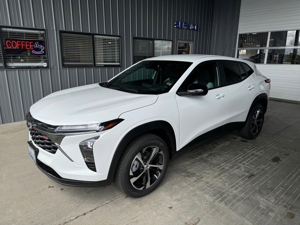 Used 2025 Chevrolet Trax RS w/ Driver Confidence Package