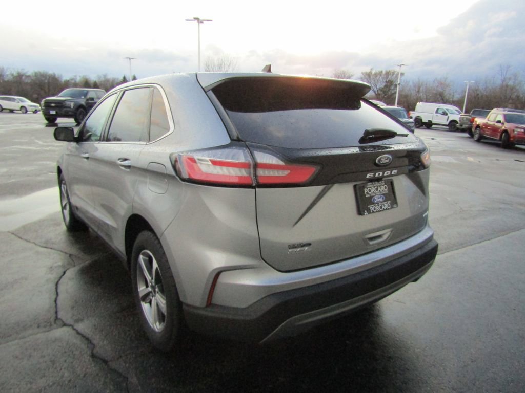 Used 2024 Ford Edge SEL w/ Convenience Package AWD/4WD image 4