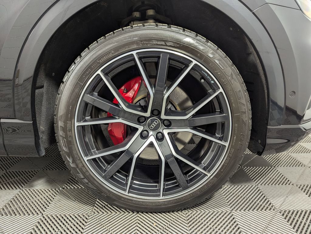 Used 2021 Audi Q8 Premium Plus image 29
