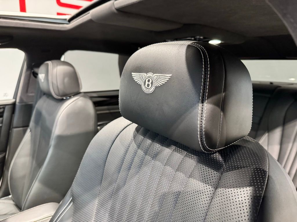 Used 2018 Bentley Flying Spur V8 image 13