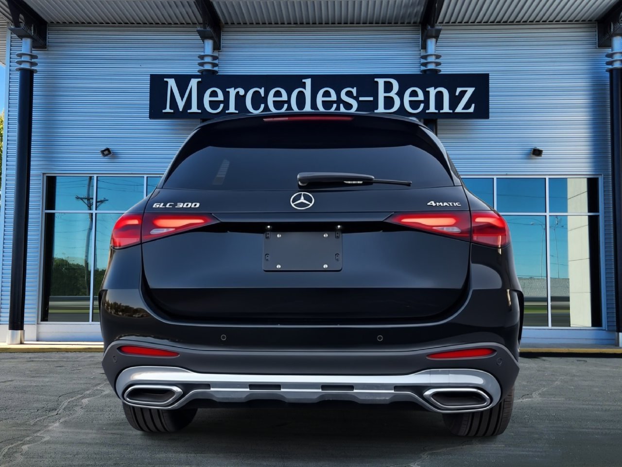 New 2026 Mercedes-Benz GLC 300 4MATIC image 5