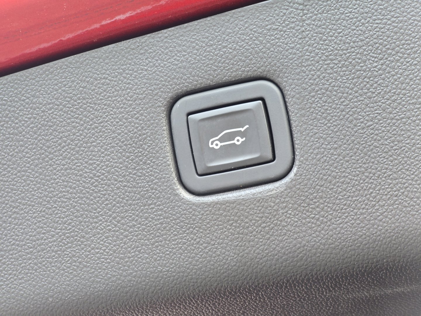 Used 2023 Chevrolet Blazer LT w/ Convenience Package FWD image 16