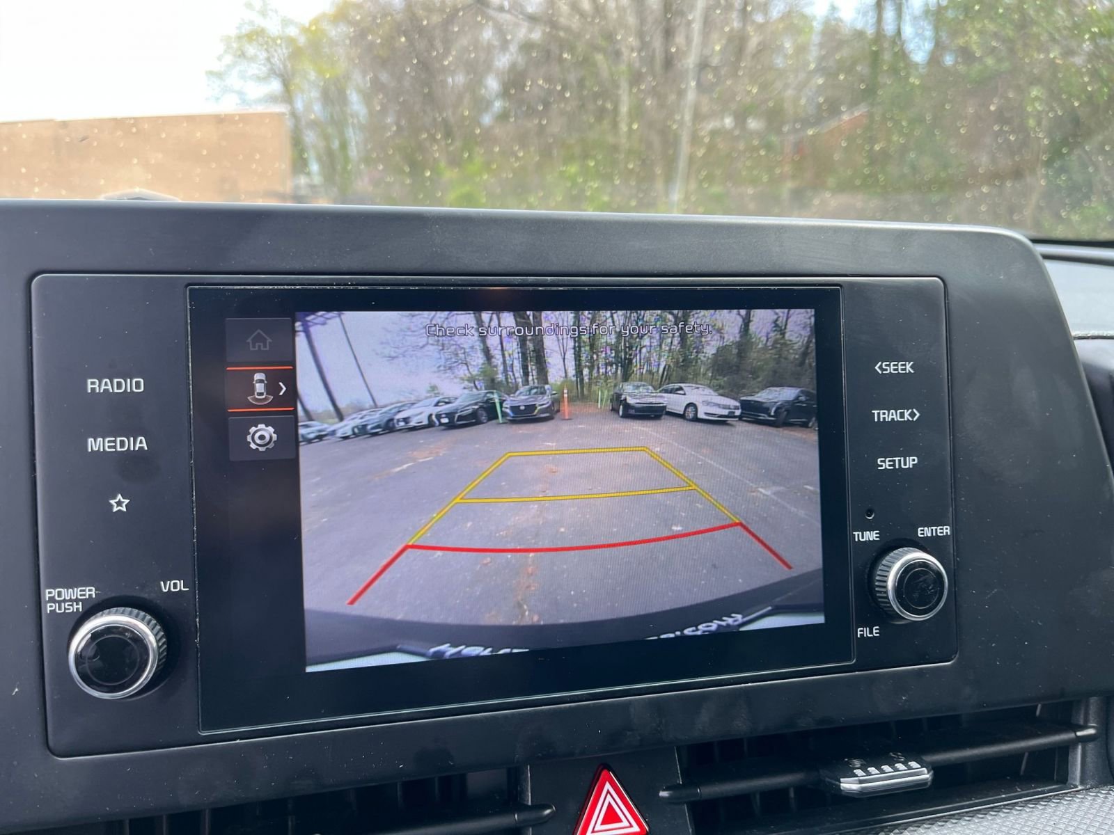 Used 2025 Kia Sportage LX image 23