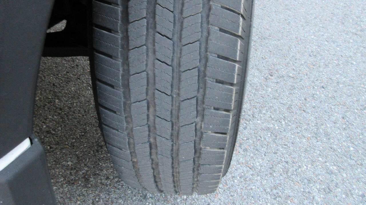 Used 2011 Freightliner Sprinter 2500 image 39