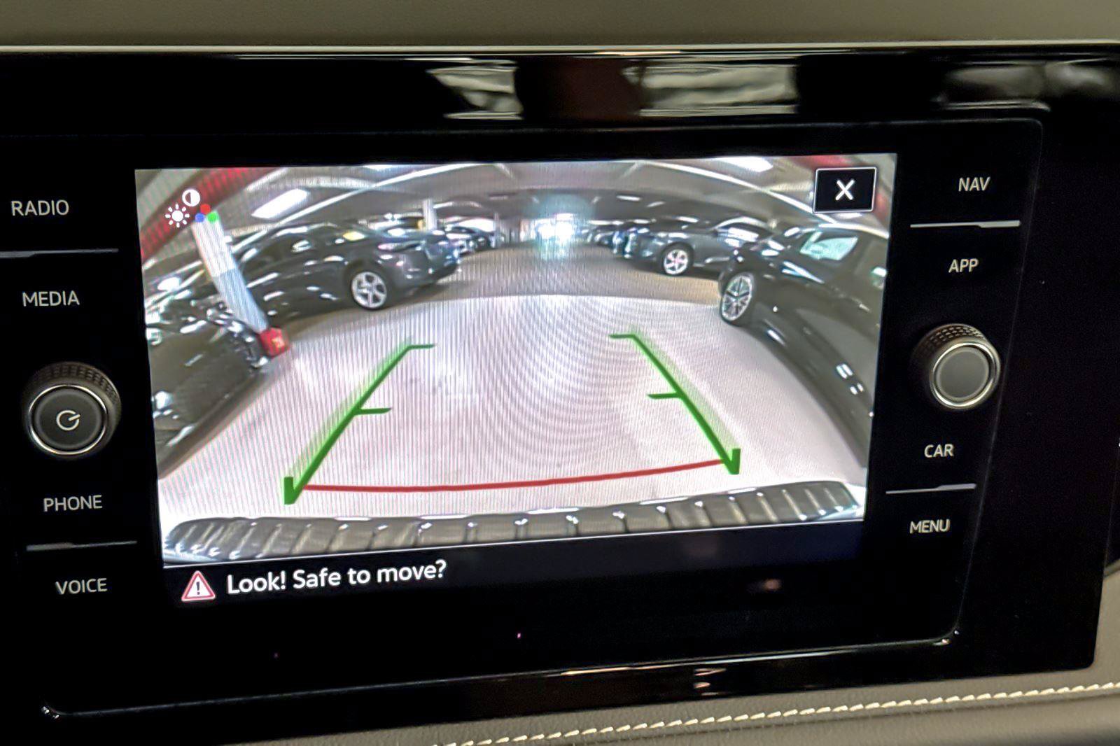 New 2026 Volkswagen Jetta SEL FWD image 17