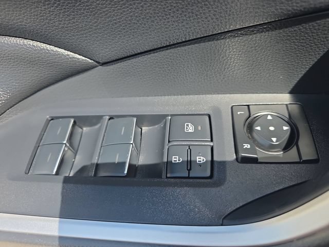 Used 2023 Toyota RAV4 XLE Premium AWD/4WD image 28