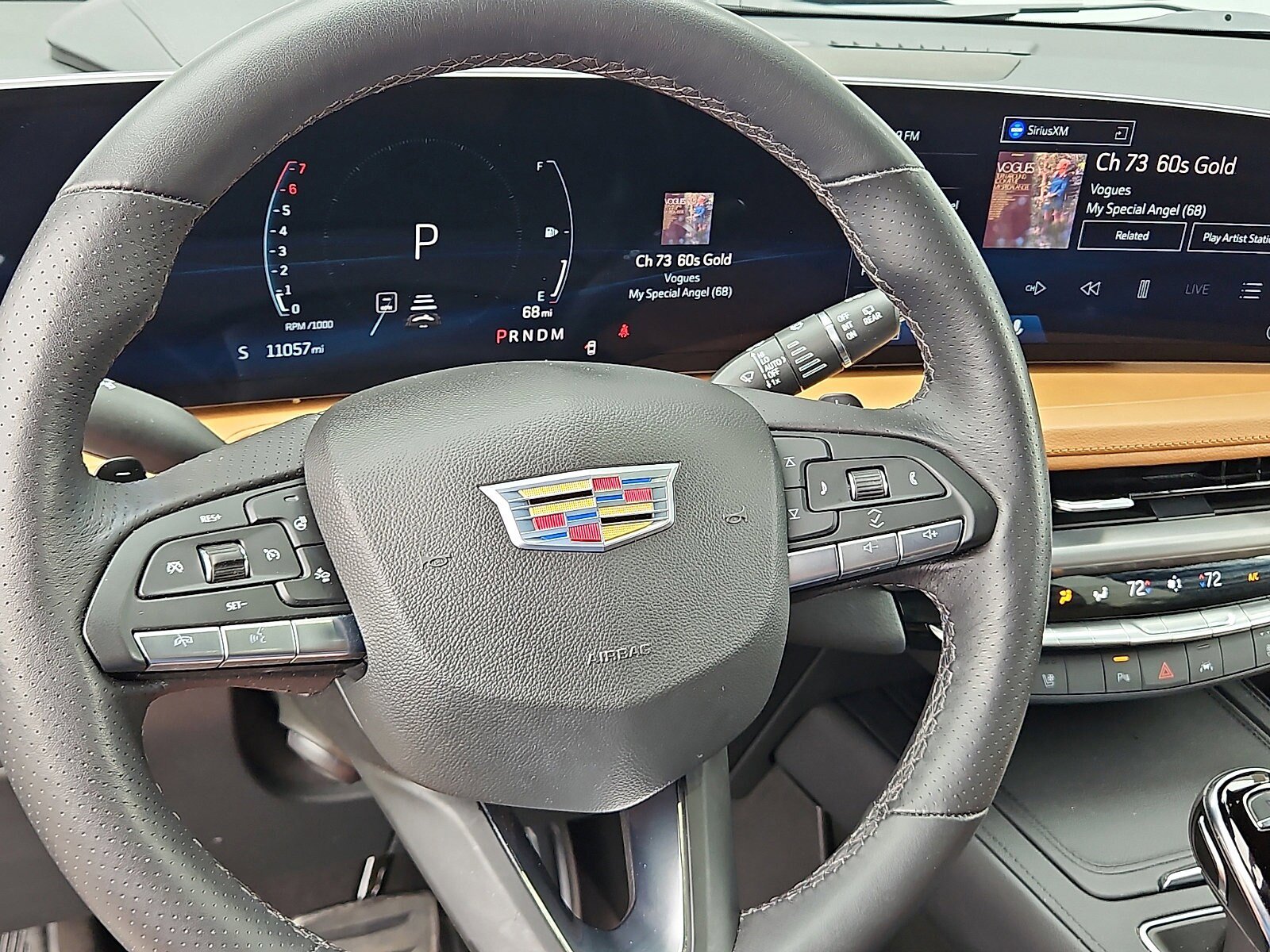 Certified 2025 Cadillac XT4 Sport FWD image 13