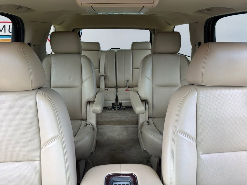 Used 2014 Cadillac Escalade Premium image 25