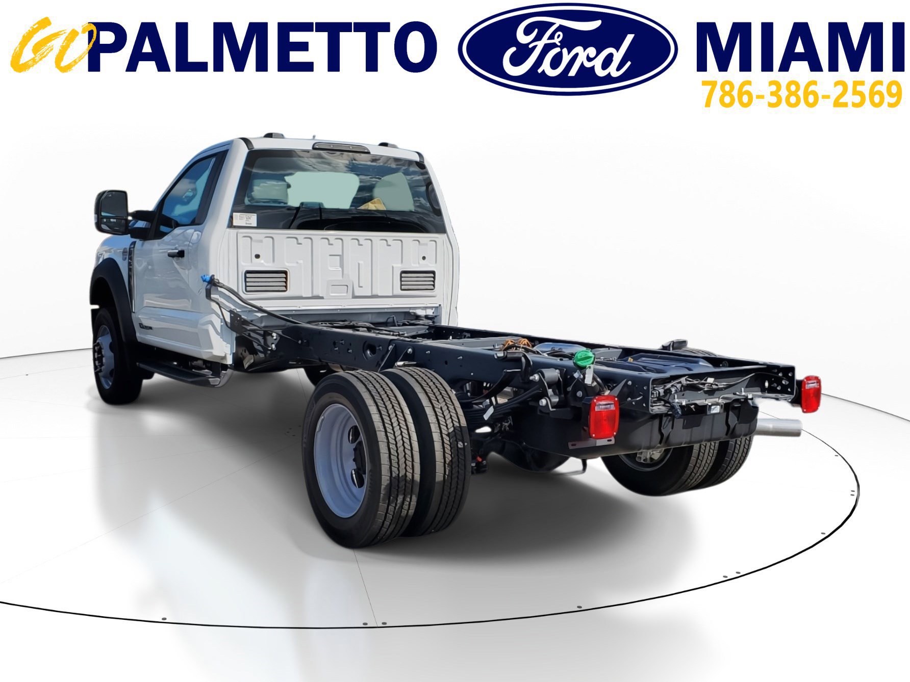 New 2024 Ford F450 XL w/ XL Chrome Package image 4
