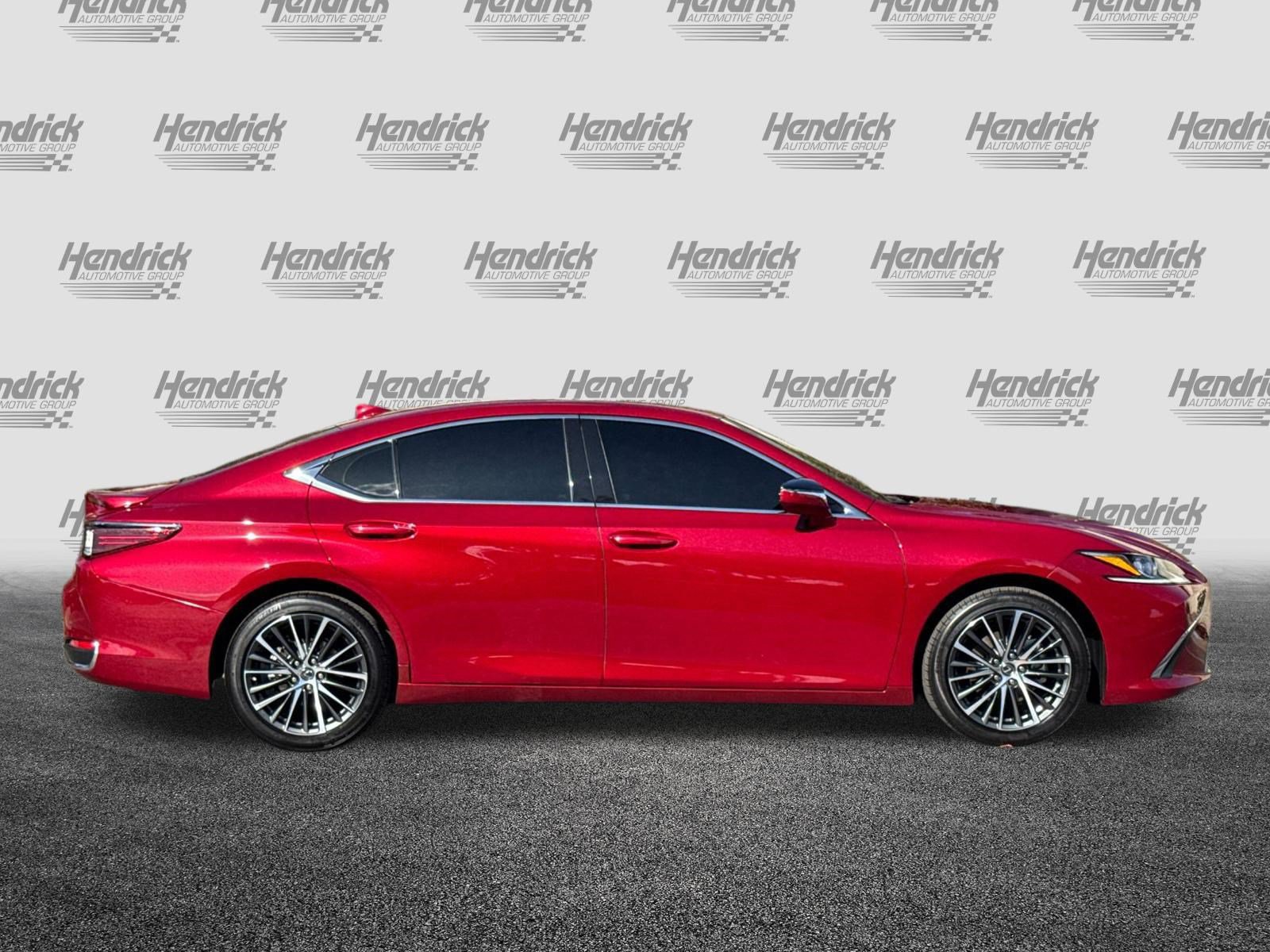 Certified 2024 Lexus ES 300h w/ Premium Package FWD image 3