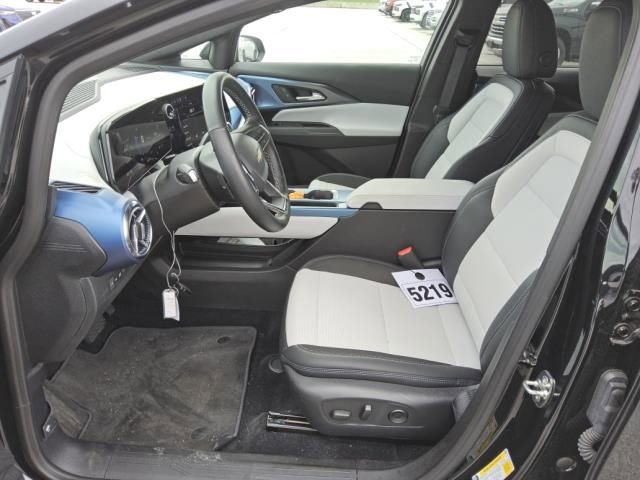 Used 2025 Chevrolet Equinox EV LT FWD image 13