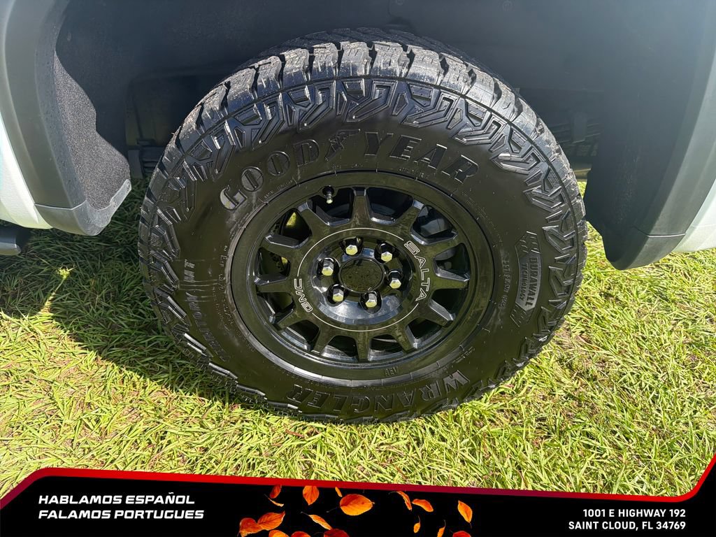 Used 2025 GMC Sierra 1500 AT4X w/ AT4X AEV Edition AWD/4WD image 11