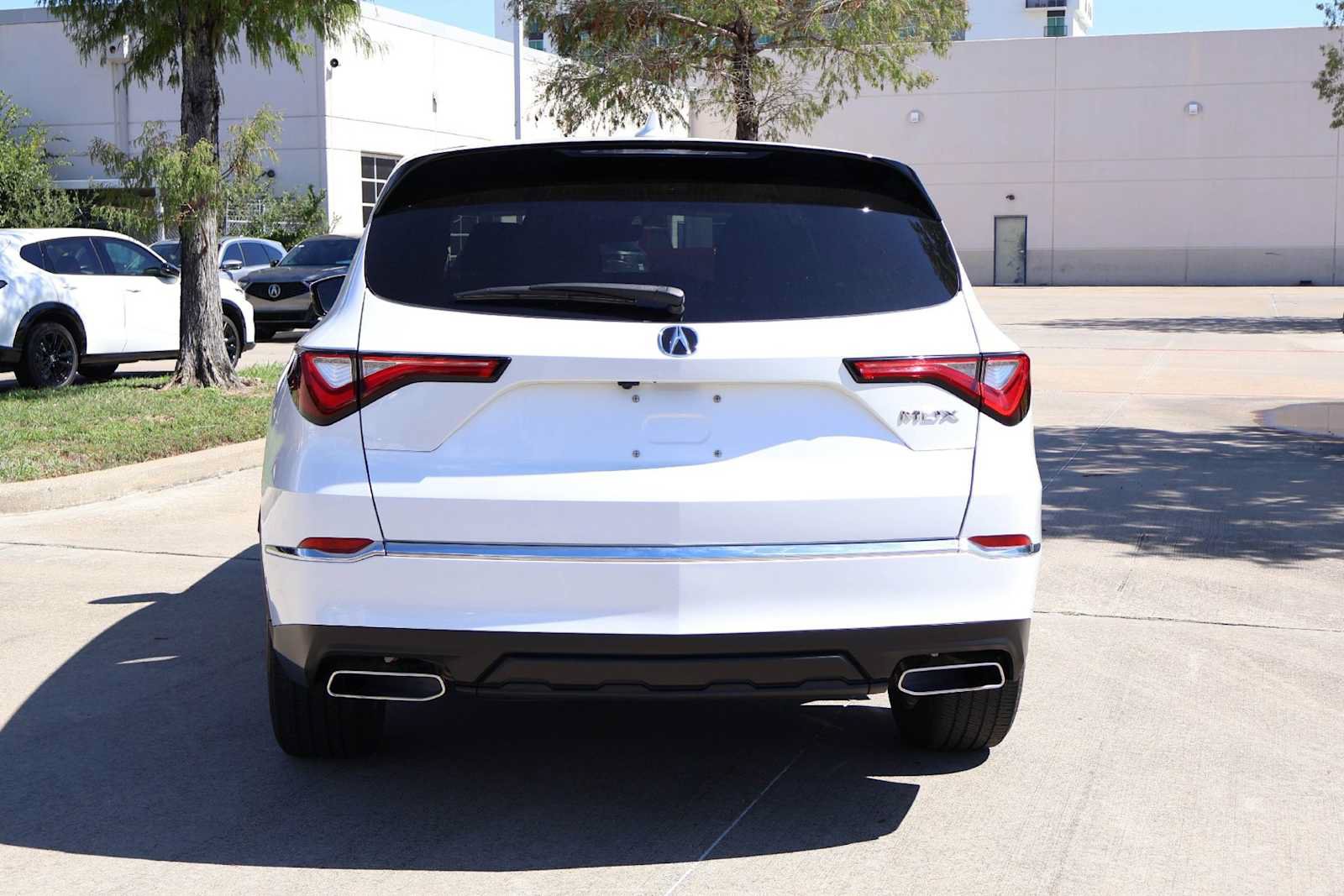 Certified 2023 Acura MDX FWD image 5