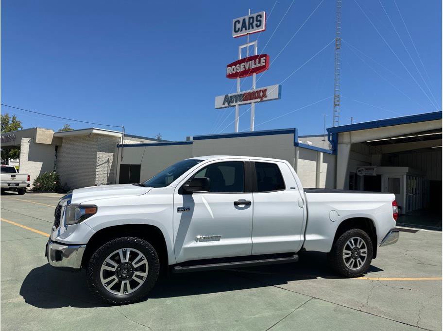 Used 2019 Toyota Tundra SR5 AWD/4WD image 11