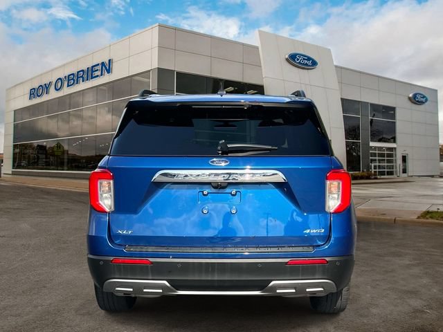 Certified 2023 Ford Explorer XLT w/ Equipment Group 202A AWD/4WD image 4