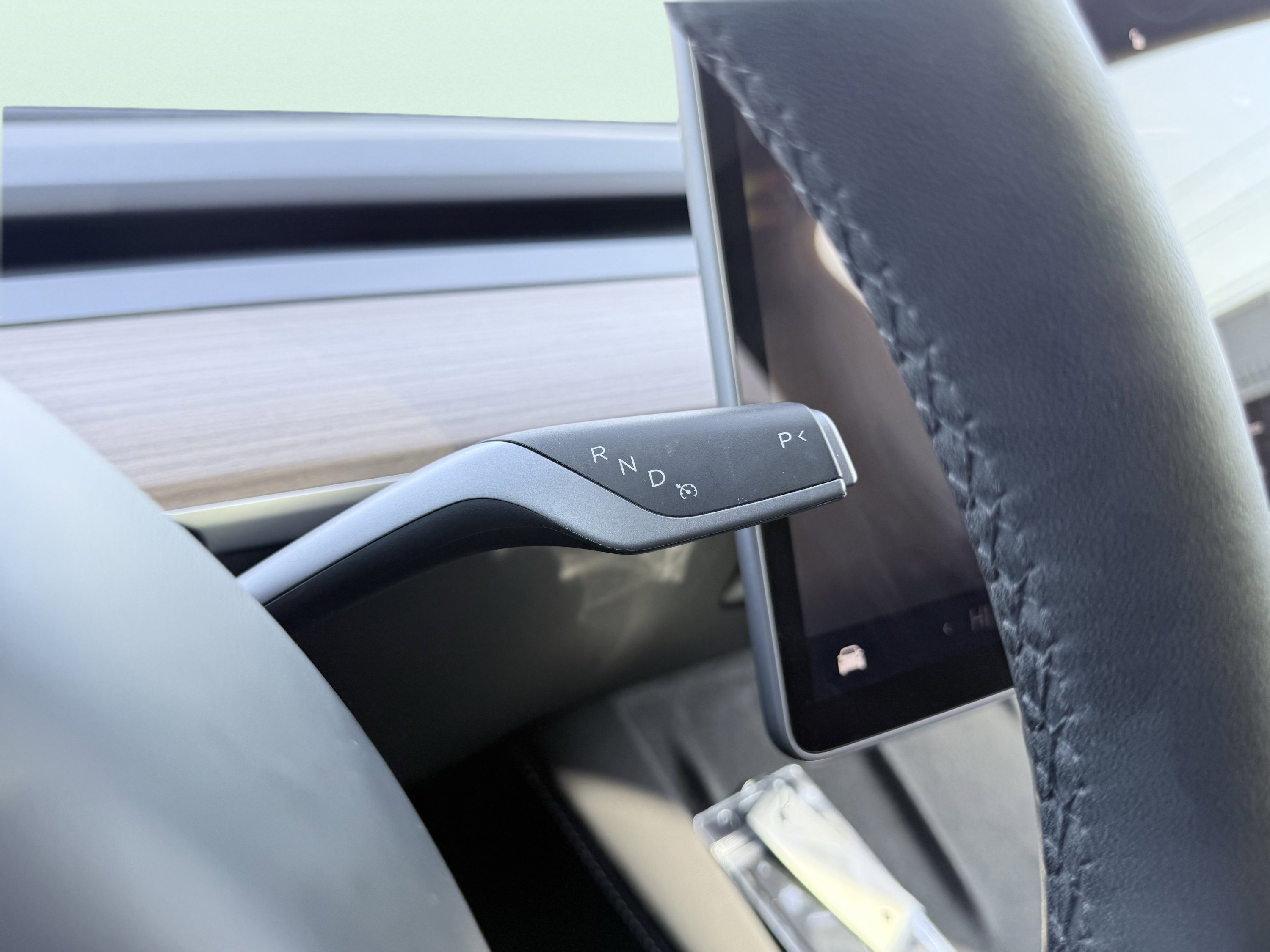 Used 2025 Tesla Model Y Long Range image 62