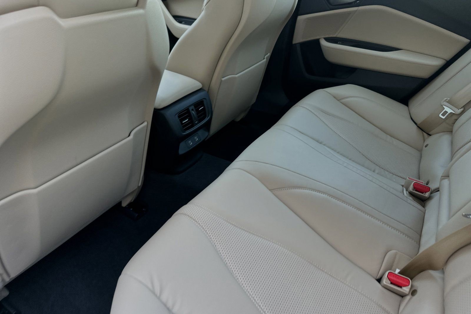 New 2025 Acura TLX w/ Technology Package image 10